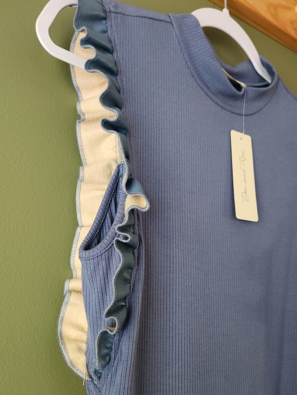 Doe & Rae Ruffle Sleeve Ribbed Tank Top - Picture 2 of 6